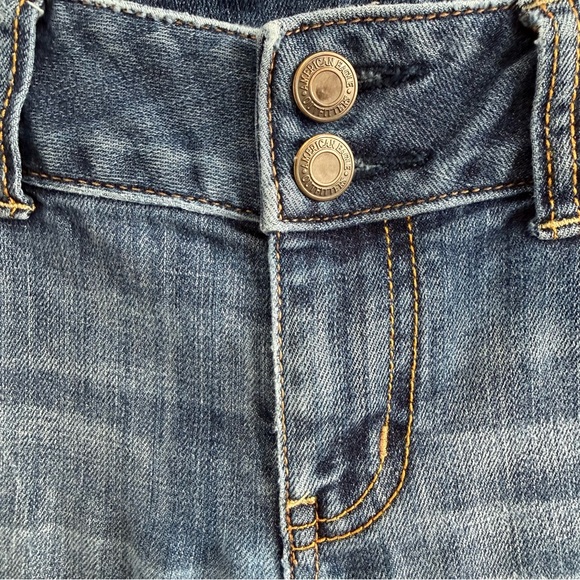 AEO Artist Flare Jeans 4 Short - Picture 3 of 7